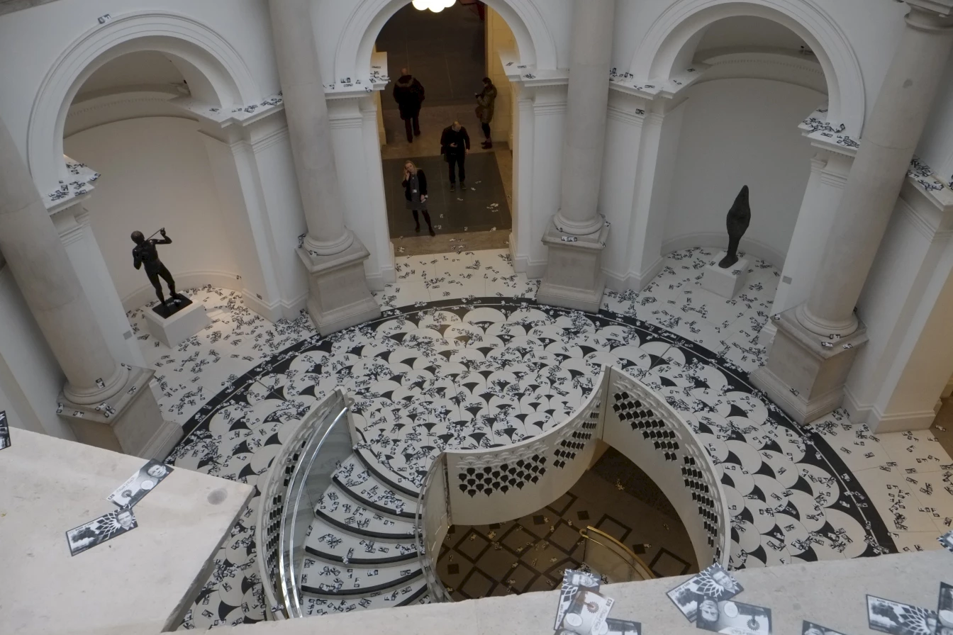 Liberate Tate The Reveal 2015 Photo Martin Lesanto Smith 2