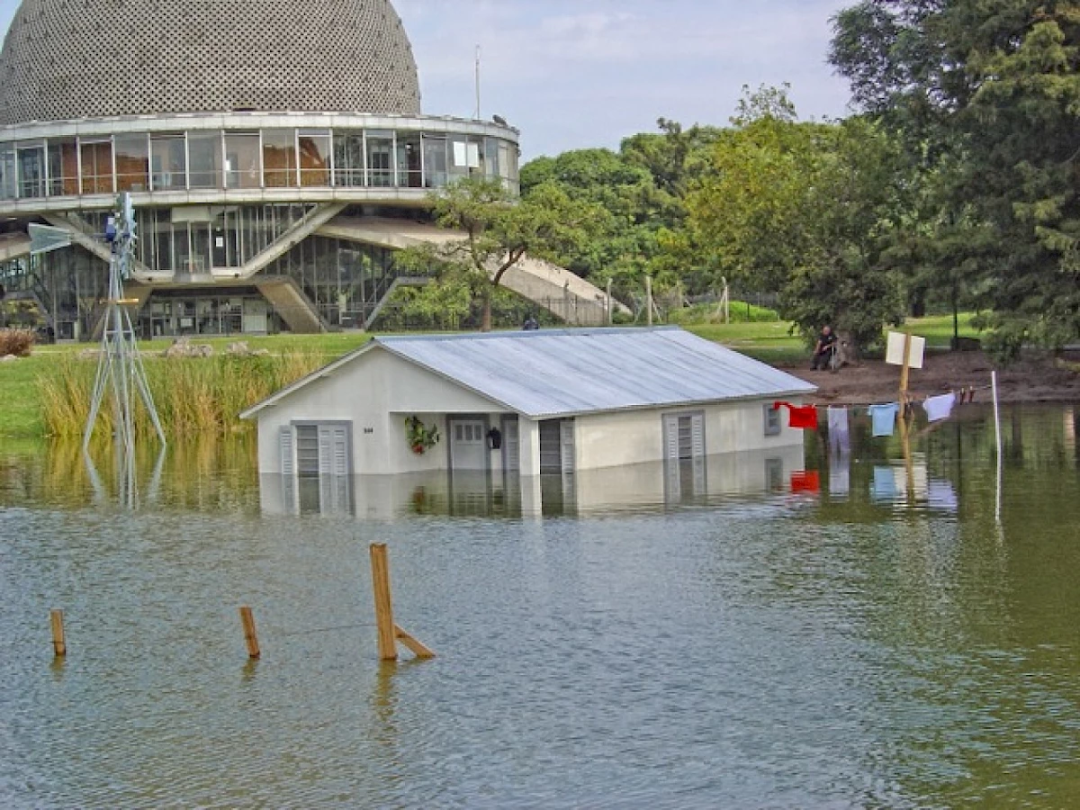 Red Cross Argentina 7 Planetarium Installation Highres
