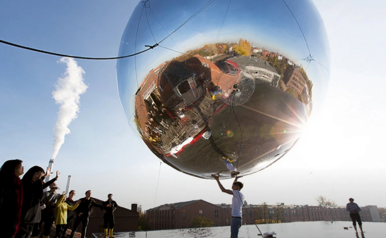 Tomas Saraceno Aerocene A Model Try Out At The Artists Studio October 2015 Photography Studio Tomas Saraceno