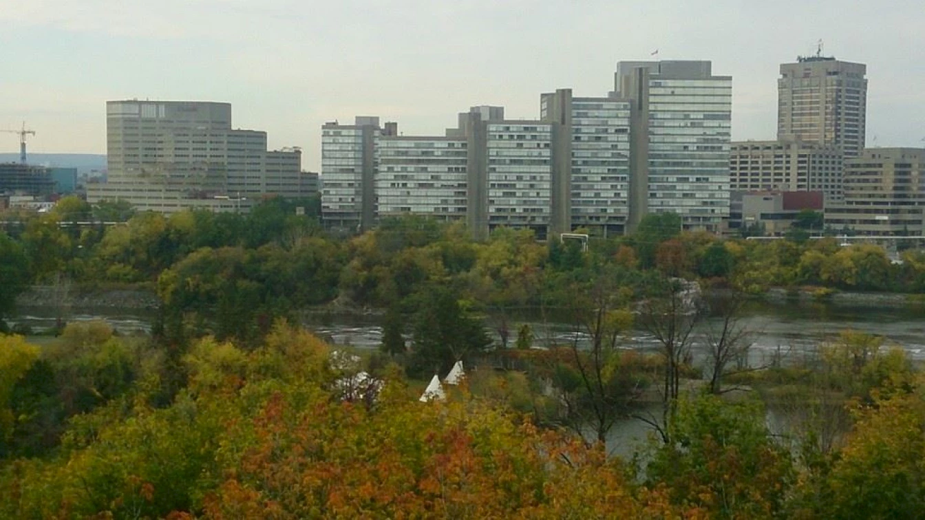 Cfraser Lac View Victoria Island