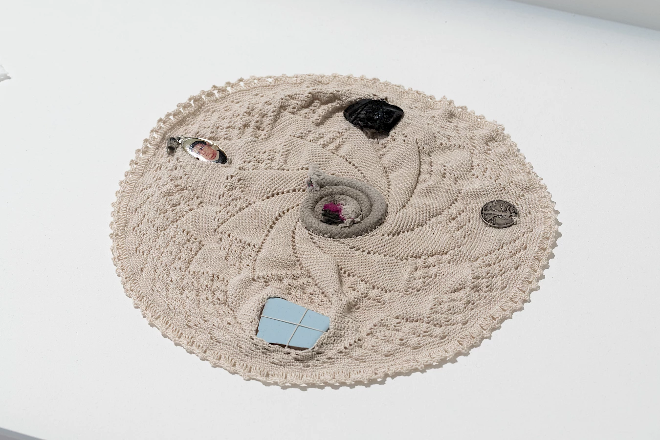 Aldo Ramos, Soil is a weaving of memories, 2023. Knitted threads of memories found while walking soils in Petemoro, Mexico, and the swamp at Naardermeer, the Netherlands, with a contribution from Brooke Wandin, dimensions variable. Installation view, The Soils Project, TarraWarra Museum of Art, 2023. Courtesy of the artist. Photo: Andrew Curtis