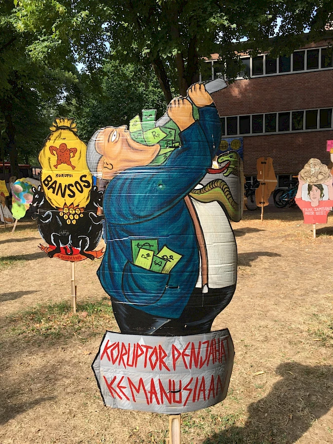 03 Constanza Yevenes Bienzobas Taring Padi