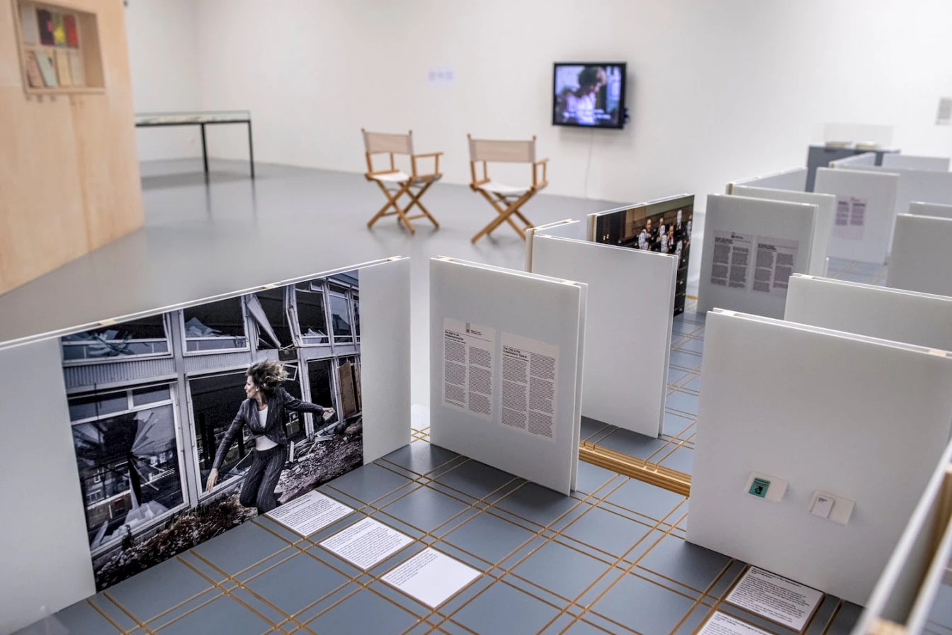 3 Florence Cheval Monoculture Staal