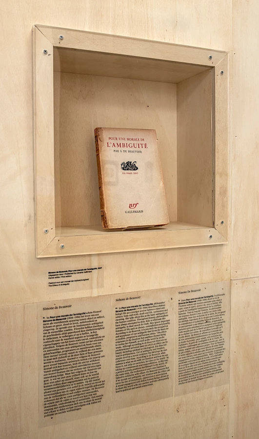 CONSIDERING MONOCULTURE De Beauvoir