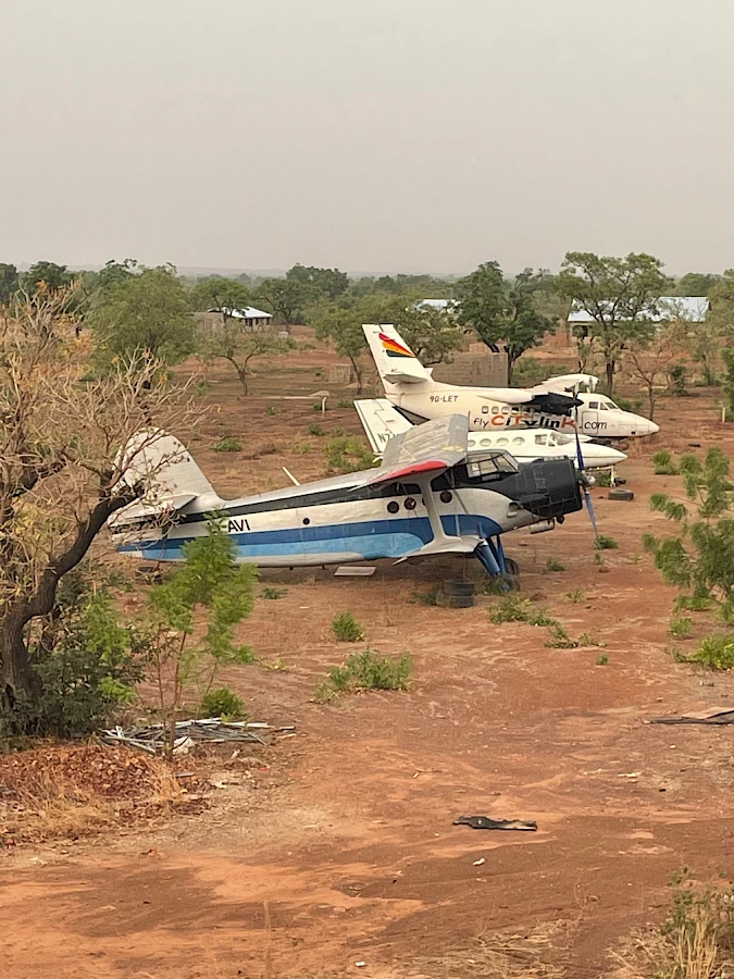 6. TENQ Airplanes Red Clay Studios